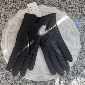 NWT Leather Fleece Lined Gloves size S-M